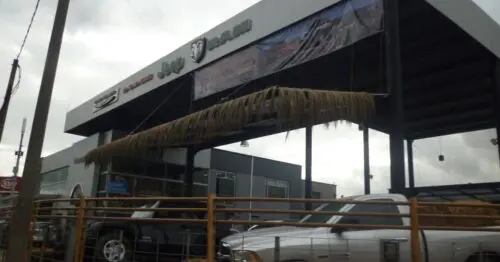JEEP DEMCAUTOS SA VENTAS Y SERVICIO JEEP DEMCAUTOS SA VENTAS Y SERVICIO
